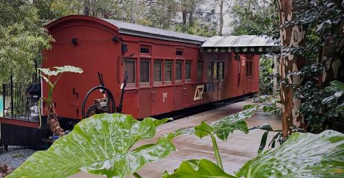 Mount Nebo House | Mt Nebo Railway Carriage and Chalet