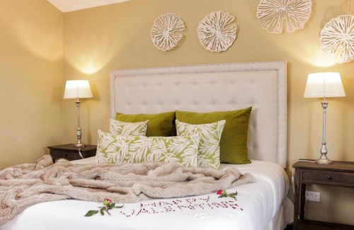 Nanyuki Villa | Mtalii Bush Palace