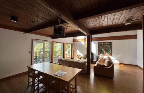 Fujikawaguchiko House | MtFuji view, BBQ, lake Saiko 3mins, hammock, wood deck