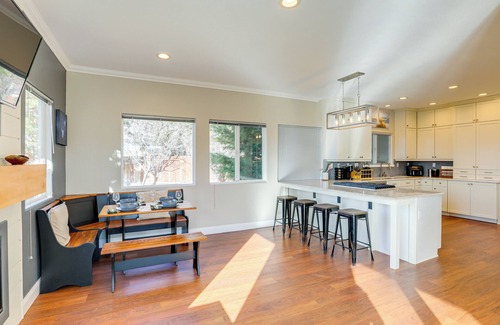 Sparks House | Mtn-View Escape w/Hot Tub in Sparks!