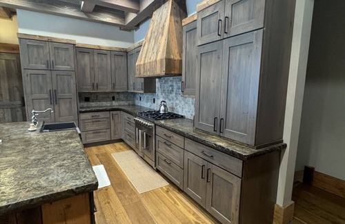 Gallatin Gateway Apartment | MTNLUX One of a Kind Fire Tower in Big Sky with hot tub & fitness/game room.