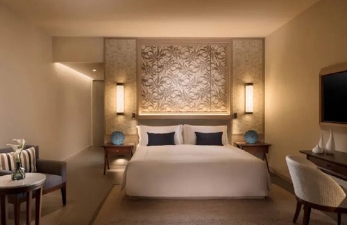 Plaine Magnien Hotel | Beach Escape in Mauritius! Two Modern Units, Free Parking, Spa & Swimming Pool!