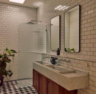 Newtown Apartment | Mucca Suite