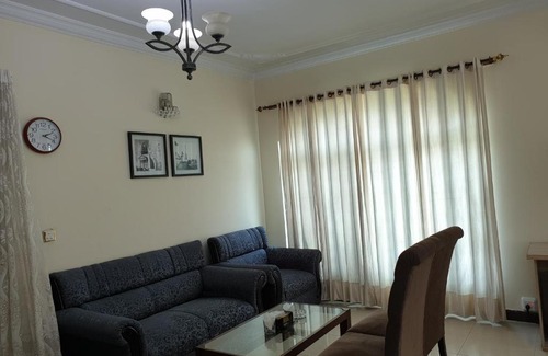 E-11 Sector House | Mudan Regency Guest House