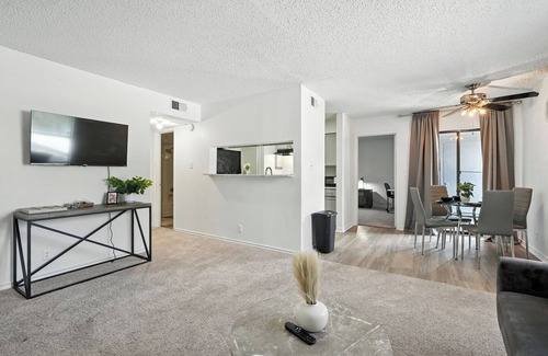 Windsor Park Apartment | Mueller Flats 1223 I Spacious 2 Bed 2 Bath