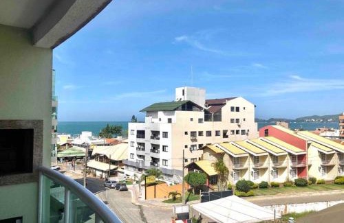 Bombas Apartment | Muito confortável, vista do mar, todo climatizado