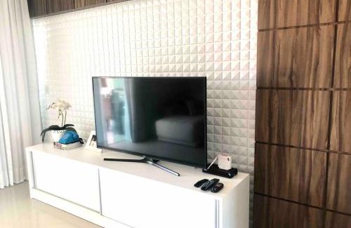 Bombas Apartment | Muito confortável, vista do mar, todo climatizado