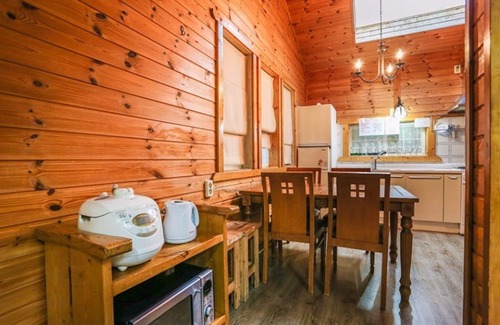 Seolcheon-myeon House | Muju Clouds Pension