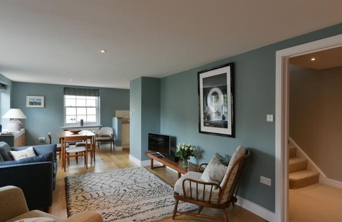 Hadleigh House | Mulberry Cottage