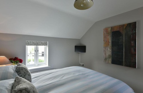 Hadleigh House | Mulberry Cottage