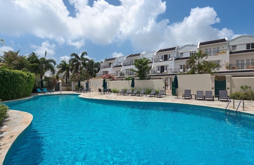 Mullins House | Mullins Bay 4 bed townhouse across from beach TH14