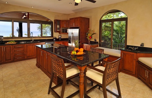 Dominical Villa | Multi-Level 6BR Villa with Outstanding Sunset and Ocean Views!