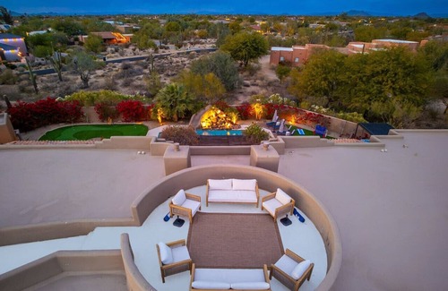 Pinnacle Paradise Villa | Multi-Million Waterslide Resort 8 bedrooms+Castia