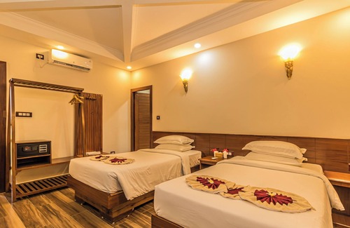Chitwan District Resort | Munal and Mayur Resort