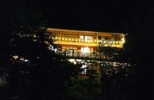 Sa Pa House | Muong Hoa Hmong Homestay
