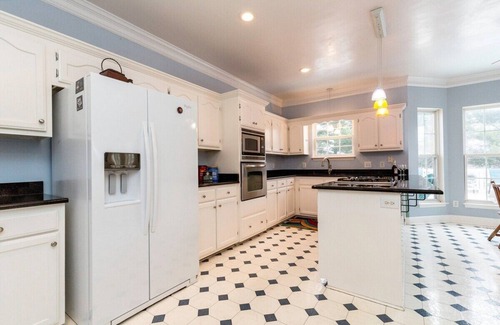 Murfreesboro House | Murfreesboro Fun House, Games, Ping Pong Sleeps 24