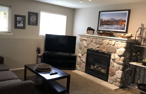Langley Apartment | Murrayville Hideaway