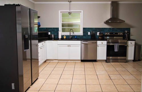 Statesboro House | Music on Marvin 2 Min to GSU Pet Friendly