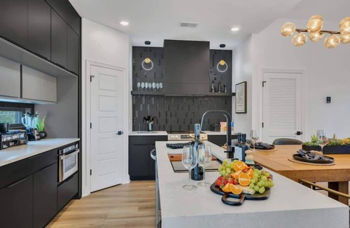 Music Row House | Music Row - Luxury Home w/5 en-suites!