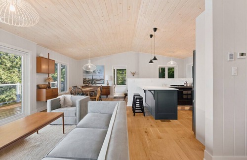 Muskoka Lakes House | Muskoka's Dreamcatcher, Lake Muskoka