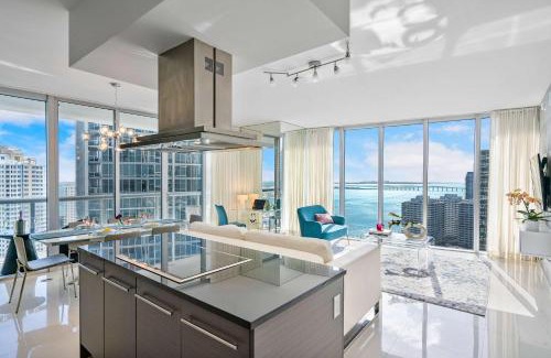 Downtown Miami Apartment | MVR Resort Living in Brickell Tower