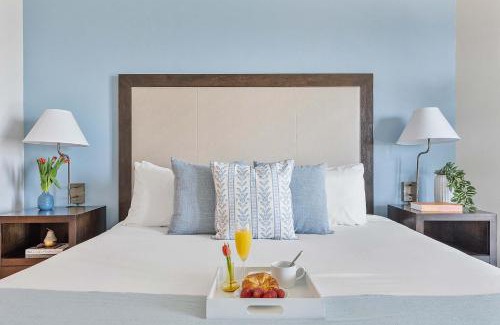 Coconut Grove Apartment | MVR - Sunsets So Good You-ll Book Twice