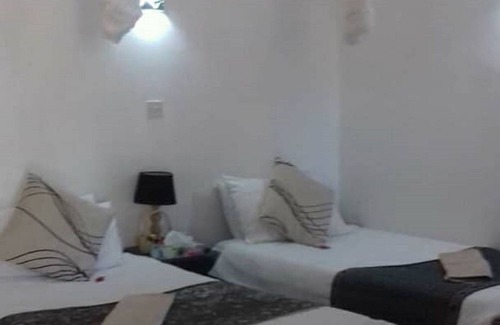 Lusaka Cabin | Mwayose Lodge