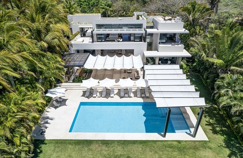 Punta de Mita Villa | Heavenly, Ocean-front Villa Luna Mar. Private, sandy beach. Superb staff of six.