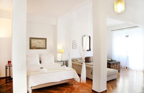 Monastiraki Apartment | My Athens House