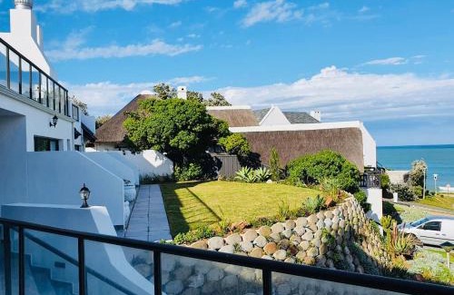 Saint Francis Bay Bed & Breakfast | My-konos