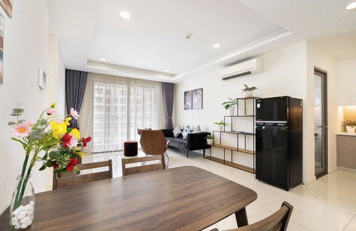 Bach Dang Riverside Apartment | My LJ Hideout No27 - Great City View in Family Size Apartment With Balcony