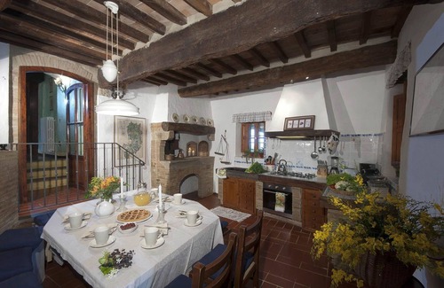 Certaldo Villa | My Rental Homes - Villa Novellina with private pool and ample well-kept garden