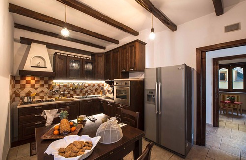Priora Villa | My Rental Homes - Villa Pandora in Sorrento coast with pool and sea view