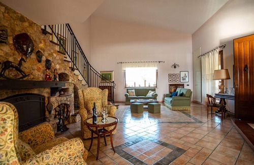 Cinisi Villa | My Rental Homes - Villa Trinacria with swimming pool and outdoor kitchen with BBQ