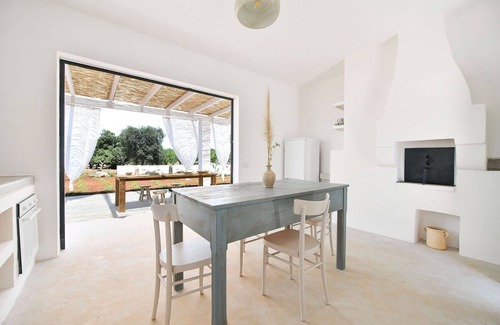Francavilla Fontana Villa | My Rental Homes - Trulli Fontana with private pool and large garden