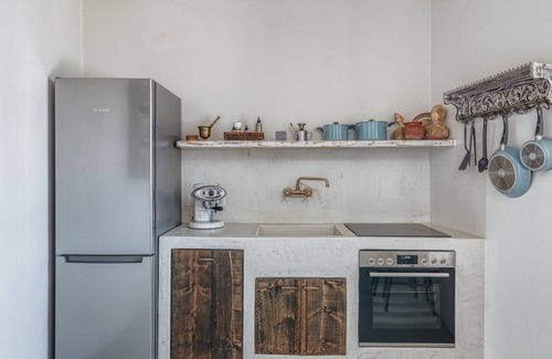 Serifos Apartment | My Secret Mojo 2 – Stylish Serifos Home with Balcony & En-Suite Comfort