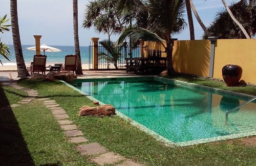 Thiranagama Villa | My Villa is a Highly privet For you and Entire Villa for your Holiday