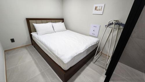 Eulji-ro Apartment | Myeongdong, Gwanghwamun, Jongno, DDP, Namsan
