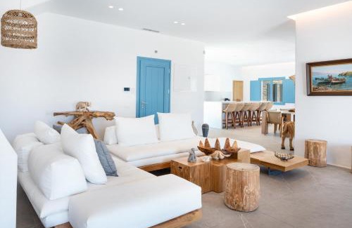 Kanalia Villa | Myko Villa Seafront