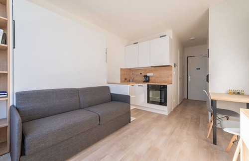 Smichov Apartment | MyMozart City Center Residence: Cinnamon Studio