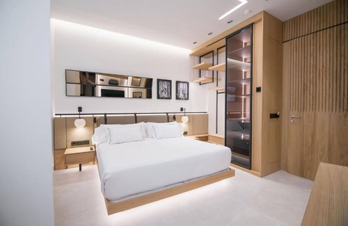 Barrio del Carmen Hotel | MYR Puerta Serranos