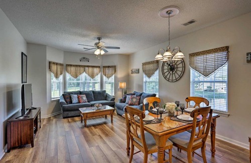 Red Hill Apartment | Myrtle Beach Condo on Legends Golf Course with Pool!