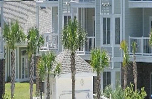 Central Myrtle Beach Villa | Myrtlewood 2BR/2BA condo, just 5 minutes drive to Broadway at the Beach