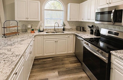 Central Myrtle Beach Condo | Myrtlewood Villas 4713-104