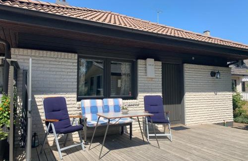 Aahus Apartment | Mysigt boende i Åhus med egen ingång, terass, wifi, tvättmaskin & parkering!