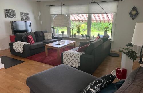Taberg House | Mysigt rum i trevligt hus