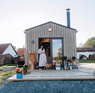 Dekanovice House | nádech - glamping na statku