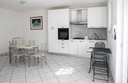 Numana Apartment | N202 - Numana, ampio bilocale con portico
