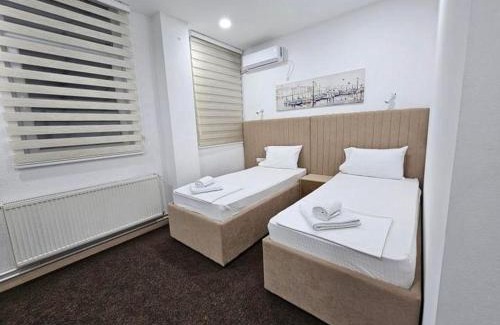 Bijelo Polje Bed & Breakfast | Naš Dom - MOTEL