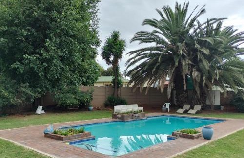 Greater Johannesburg Metropolitan Area Apartment | Nabeelah's Guesthouse